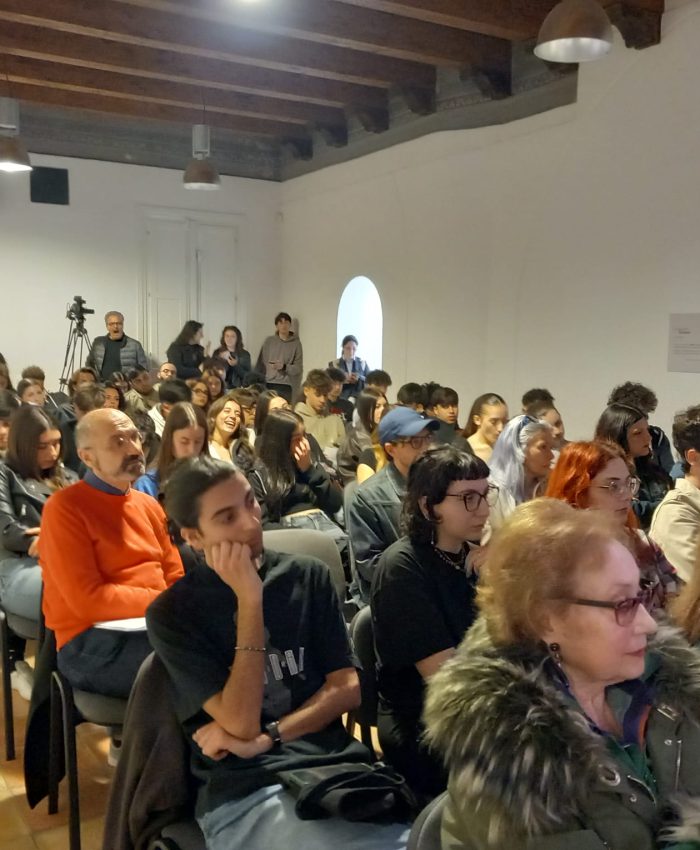 Spazi contesi e ingiustizie sociali. La pratica del territorio per una geografia civica e attiva